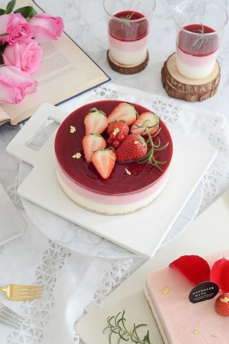 24 Desserts Girls Love The Best Of All Time - 3 Classic French Lychee Rose Raspberry Mousse