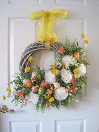 30 Lovely Easter Wreaths Ideas for Front Door Decor