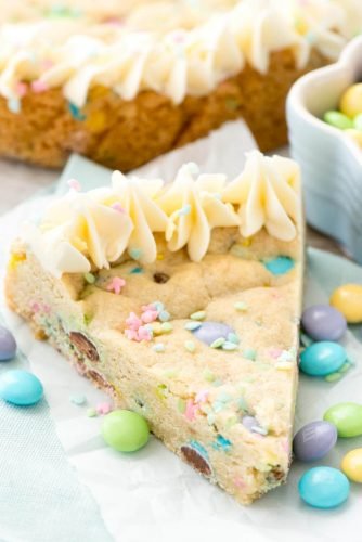 36 Cute and Stunning Easter Cookies to Try This Year