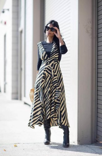 4 Classical Elements for Retro Style Outfits - Psychedelic Zebra Pattern